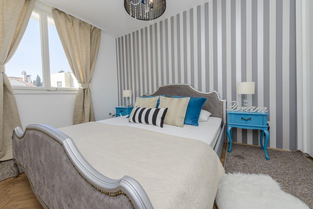 Glamour Apartment